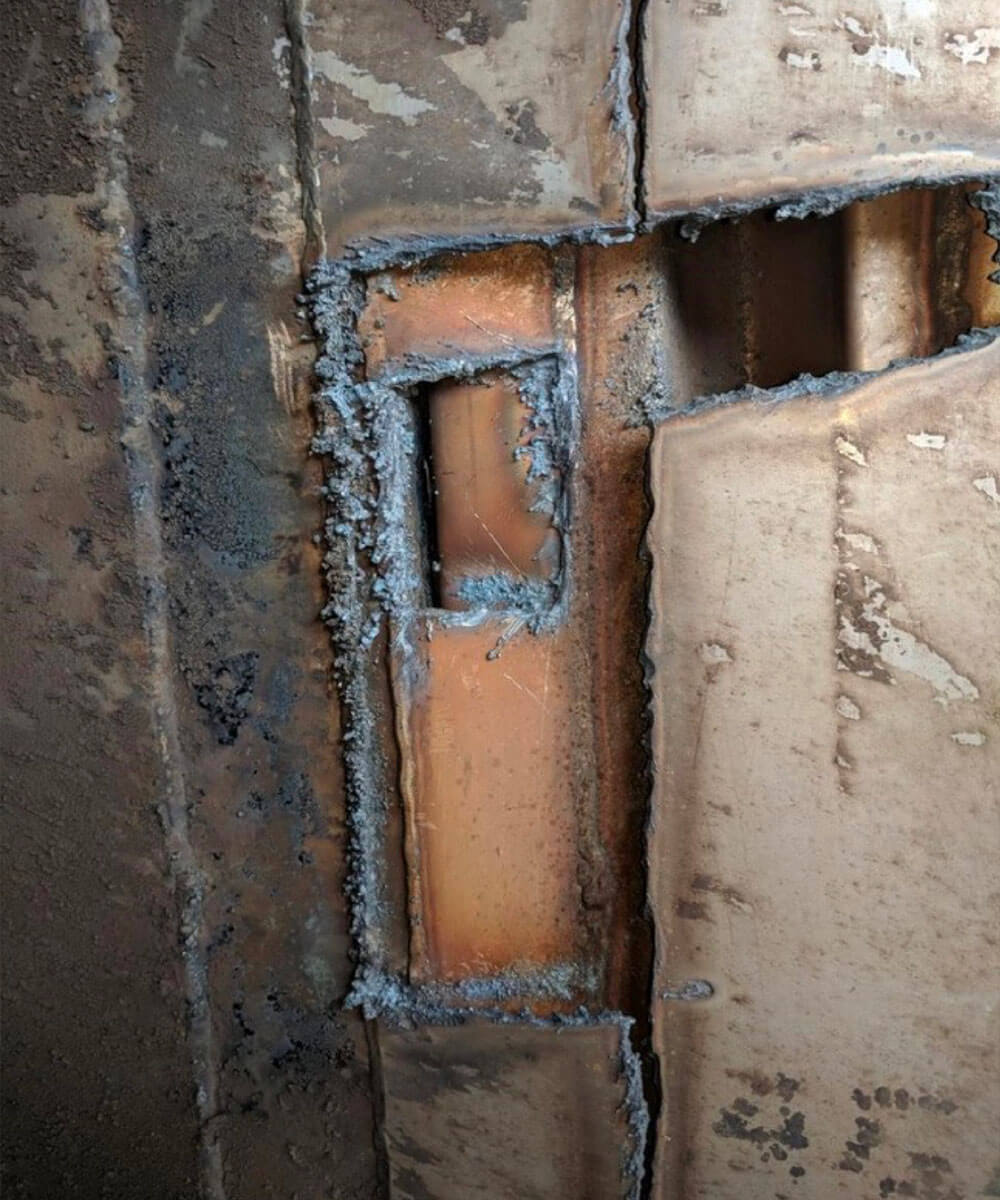 Expansion joint with three layers