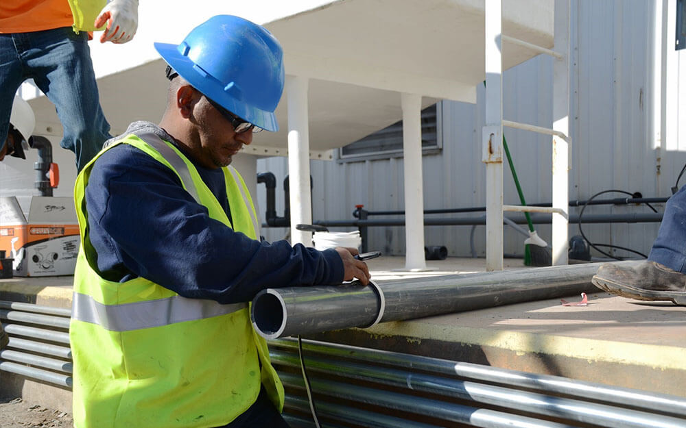 PolSys technician working